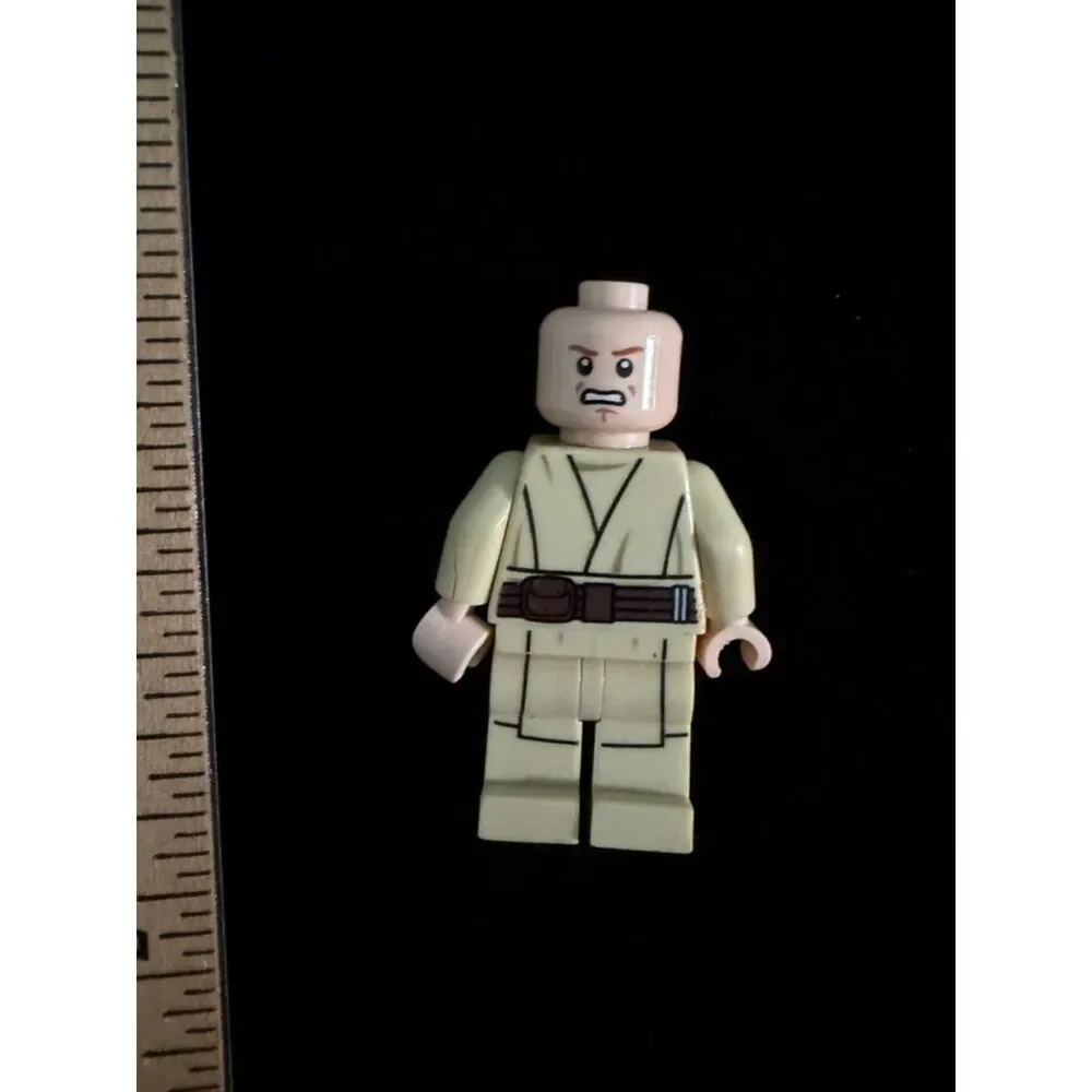 Lego Star Wars Obi-Wan Kenobi padawan minifig (light tan robe)